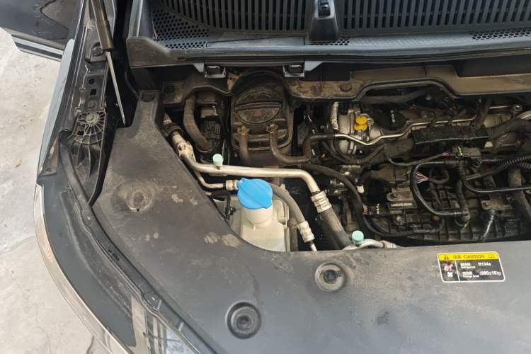Used Hongqi HQ9 2023 2.0T Smart Connect Flagship Edition Engine Bay Right
