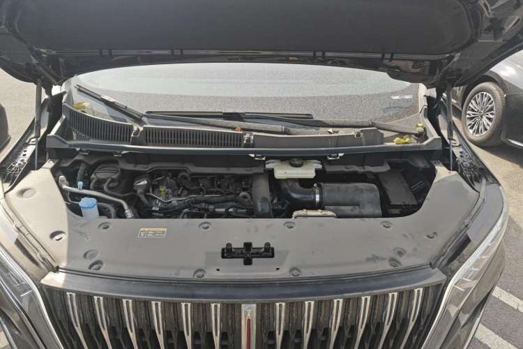 Used Hongqi HQ9 2023 2.0T Smart Connect Flagship Edition Engine Bay