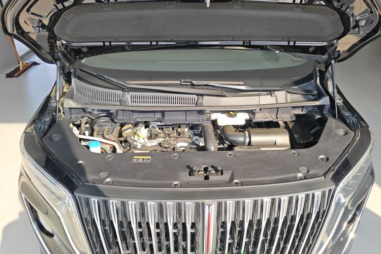 Used Hongqi HQ9 2023 2.0T Smart Connect Flagship Edition Engine Bay