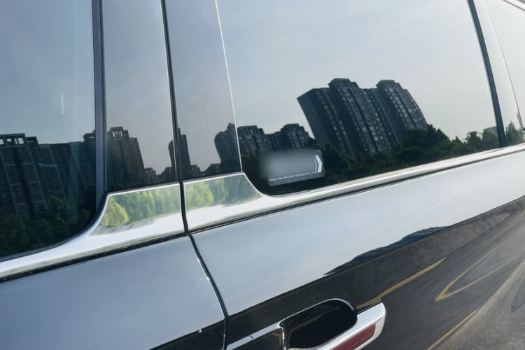 Used Hongqi HQ9 2023 2.0T Smart Connect Flagship Edition Exterior 4
