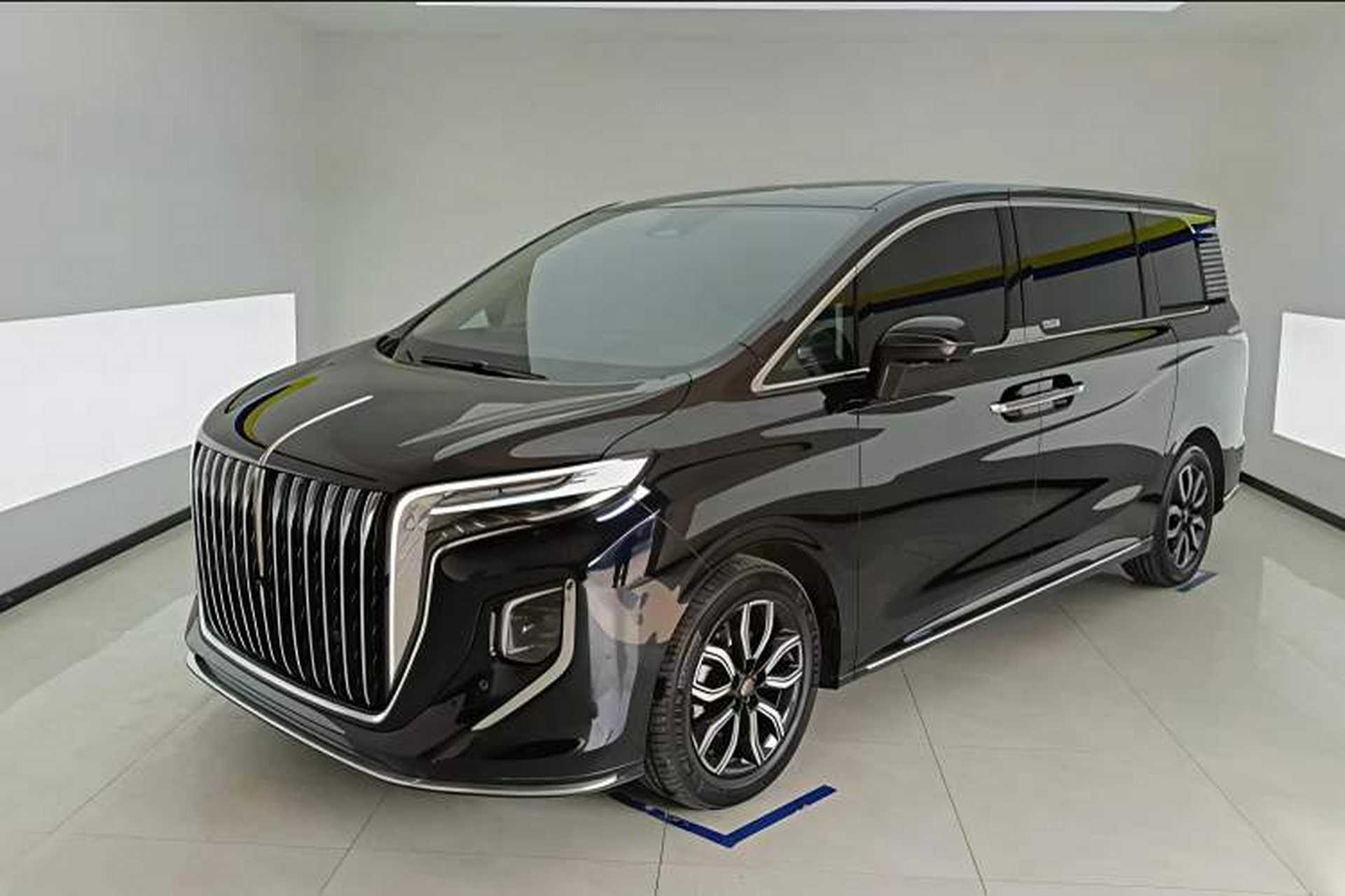 Used Hongqi HQ9 2023 2.0T Smart Connect Flagship Edition Front Left 45 Deg