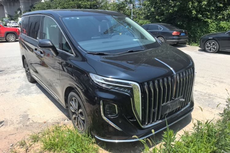 Used Hongqi HQ9 2023 2.0T Smart Connect Flagship Edition Front Right 45 Deg