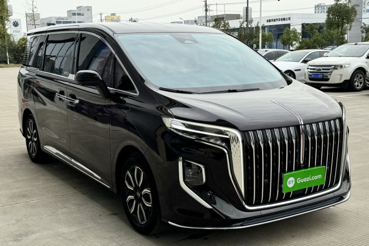Used Hongqi HQ9 2023 2.0T Smart Connect Flagship Edition Front Right 45 Deg