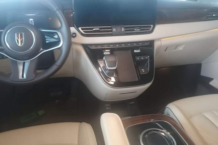 Used Hongqi HQ9 2023 2.0T Smart Connect Flagship Edition Gear Lever