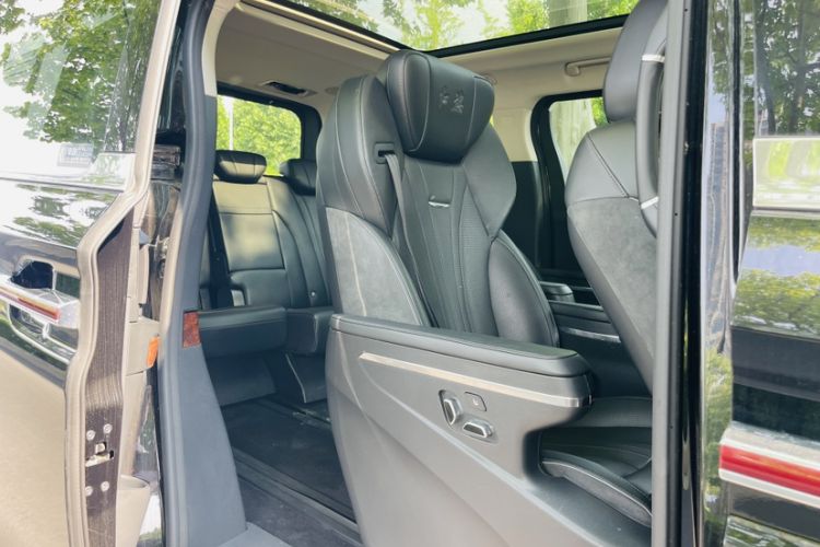Used Hongqi HQ9 2023 2.0T Smart Connect Flagship Edition Headliner