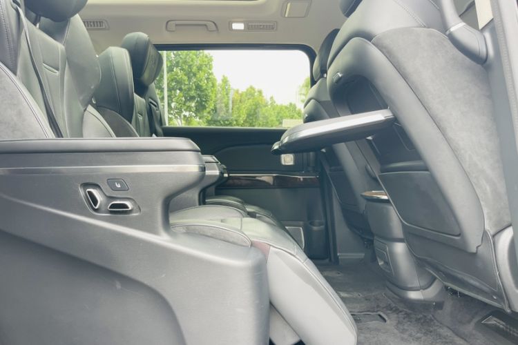 Used Hongqi HQ9 2023 2.0T Smart Connect Flagship Edition Headliner