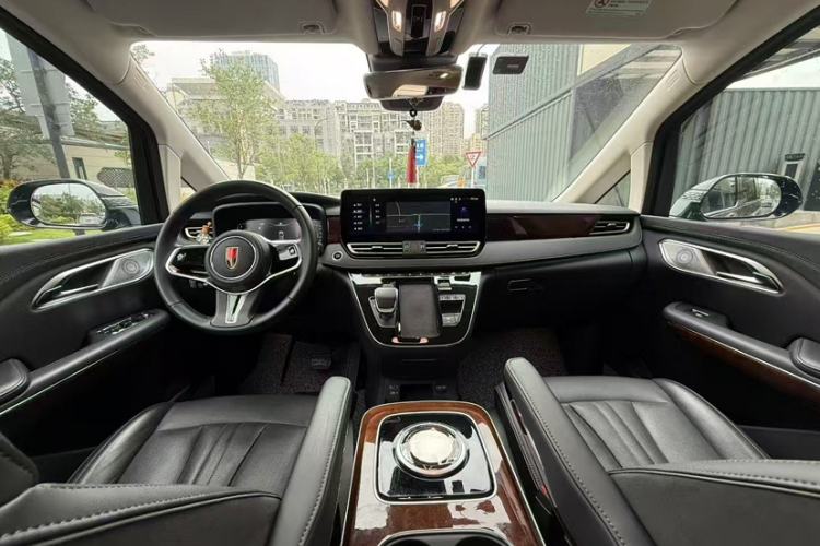 Used Hongqi HQ9 2023 2.0T Smart Connect Flagship Edition Interior 1