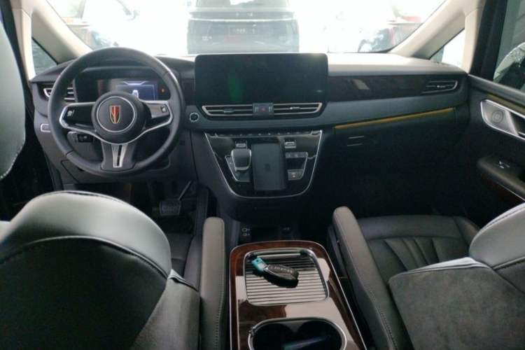Used Hongqi HQ9 2023 2.0T Smart Connect Flagship Edition Interior 1