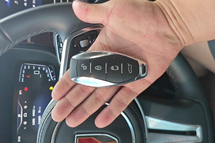 Used Hongqi HQ9 2023 2.0T Smart Connect Flagship Edition Interior 1
