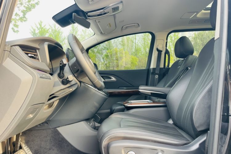 Used Hongqi HQ9 2023 2.0T Smart Connect Flagship Edition Interior 10