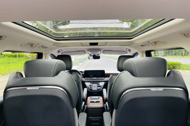 Used Hongqi HQ9 2023 2.0T Smart Connect Flagship Edition Interior 10