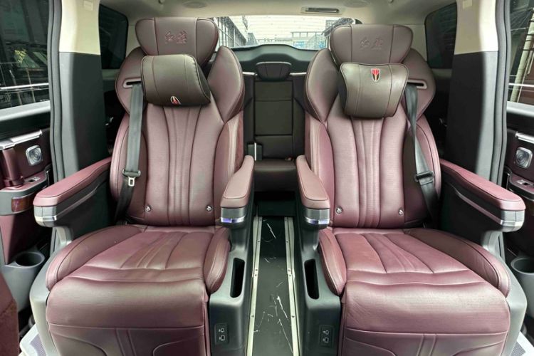 Used Hongqi HQ9 2023 2.0T Smart Connect Flagship Edition Interior 11
