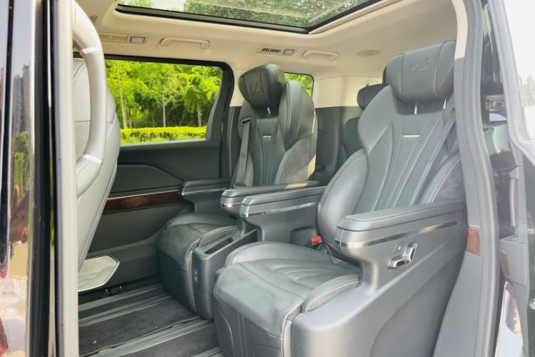 Used Hongqi HQ9 2023 2.0T Smart Connect Flagship Edition Interior 11