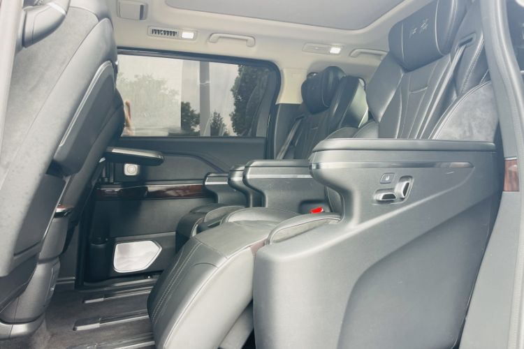Used Hongqi HQ9 2023 2.0T Smart Connect Flagship Edition Interior 12