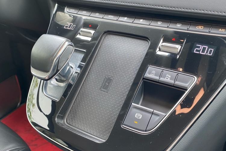 Used Hongqi HQ9 2023 2.0T Smart Connect Flagship Edition Interior 14