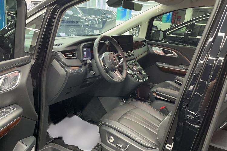 Used Hongqi HQ9 2023 2.0T Smart Connect Flagship Edition Interior 2