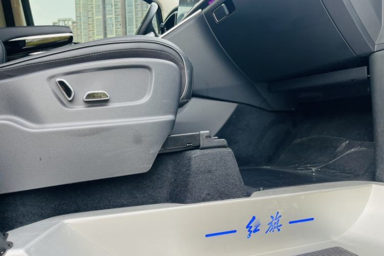 Used Hongqi HQ9 2023 2.0T Smart Connect Flagship Edition Interior 2