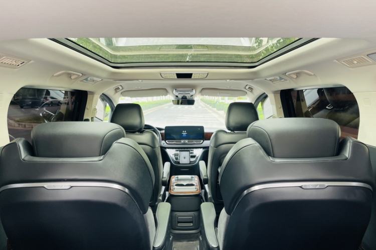 Used Hongqi HQ9 2023 2.0T Smart Connect Flagship Edition Interior 3
