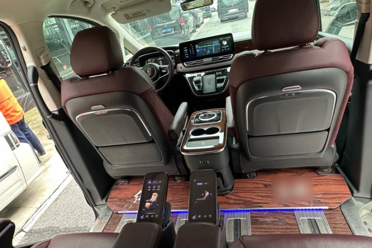 Used Hongqi HQ9 2023 2.0T Smart Connect Flagship Edition Interior 3