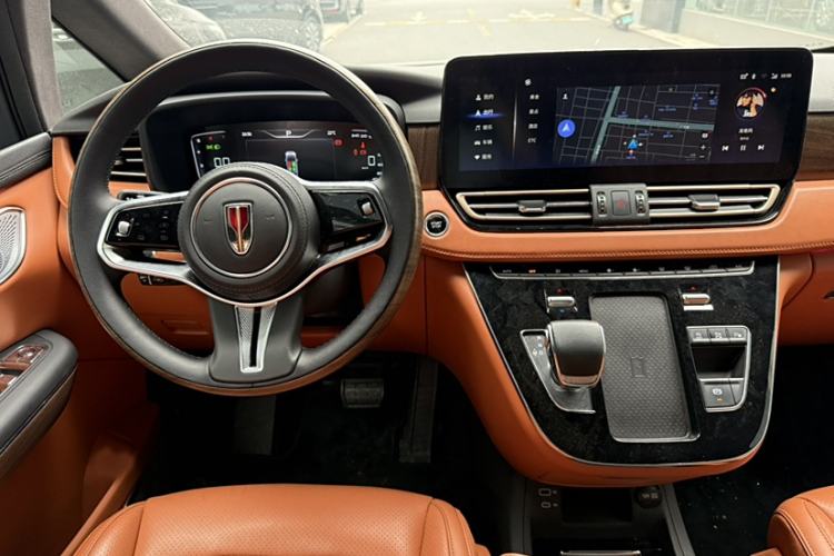 Used Hongqi HQ9 2023 2.0T Smart Connect Flagship Edition Interior 3