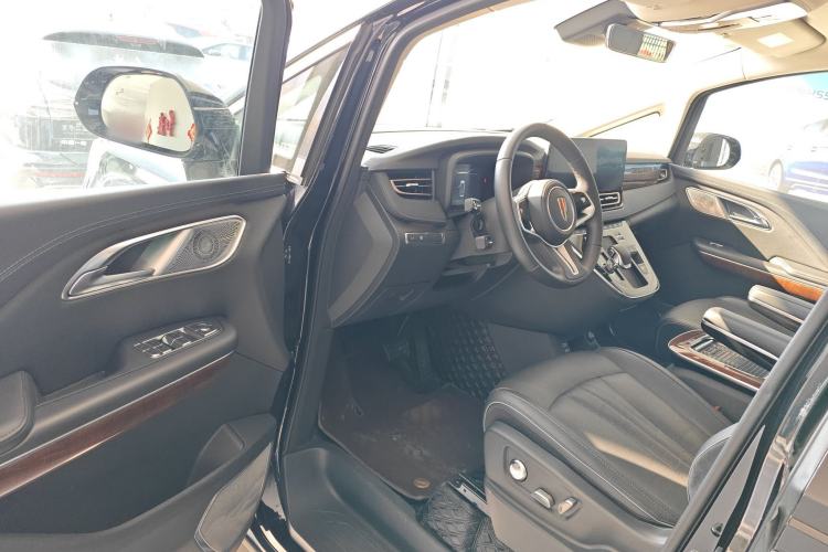 Used Hongqi HQ9 2023 2.0T Smart Connect Flagship Edition Interior 3