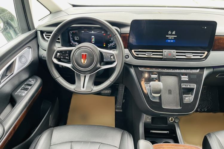 Used Hongqi HQ9 2023 2.0T Smart Connect Flagship Edition Interior 5