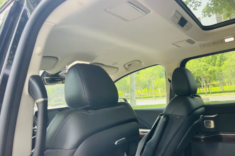 Used Hongqi HQ9 2023 2.0T Smart Connect Flagship Edition Interior 5