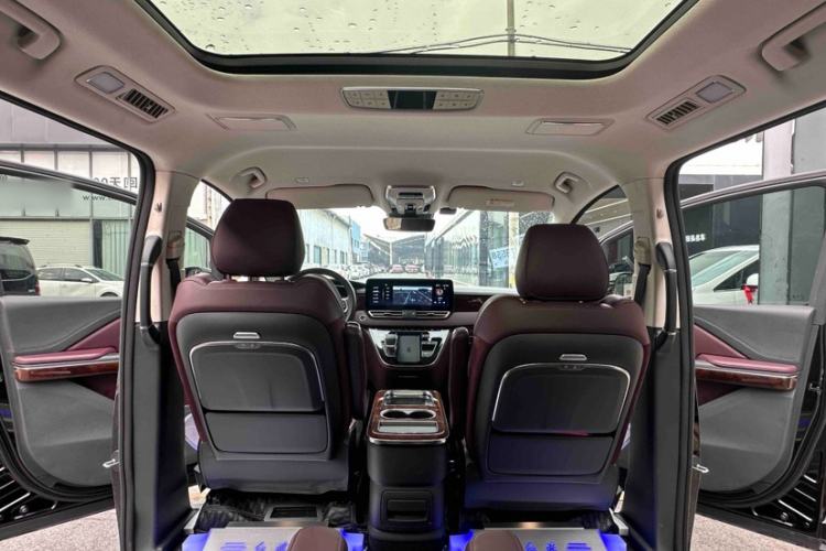 Used Hongqi HQ9 2023 2.0T Smart Connect Flagship Edition Interior 6