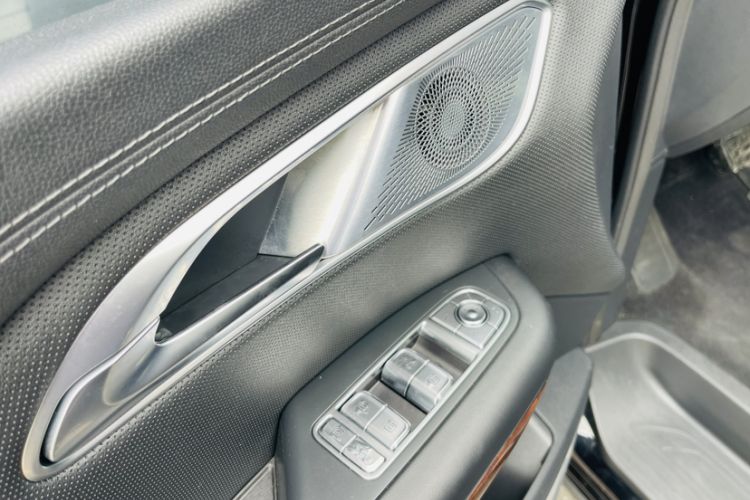 Used Hongqi HQ9 2023 2.0T Smart Connect Flagship Edition Interior 7