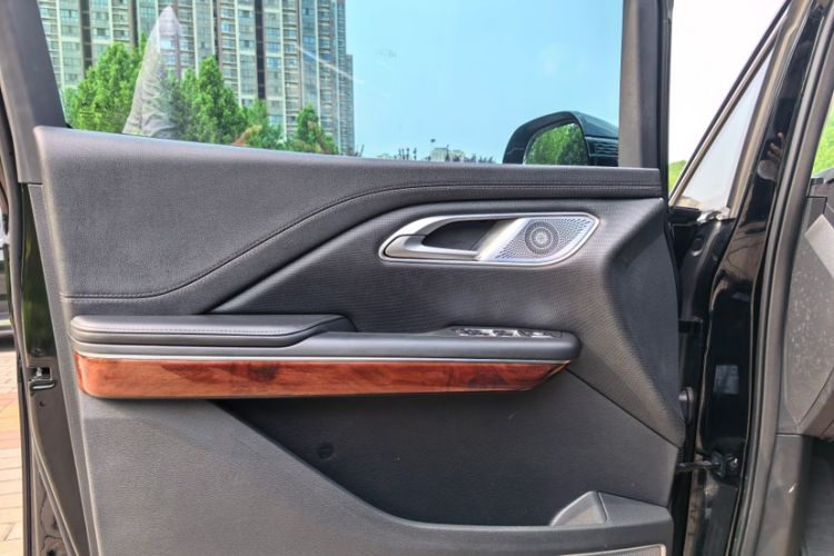 Used Hongqi HQ9 2023 2.0T Smart Connect Flagship Edition Interior 9