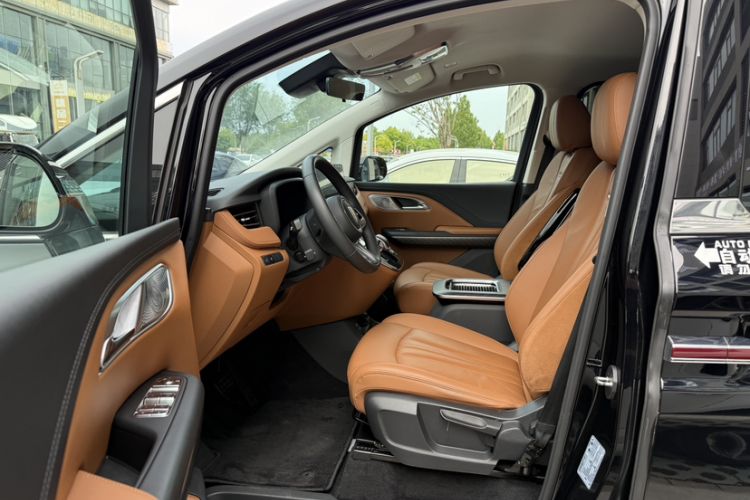 Used Hongqi HQ9 2023 2.0T Smart Connect Flagship Edition Interior 9