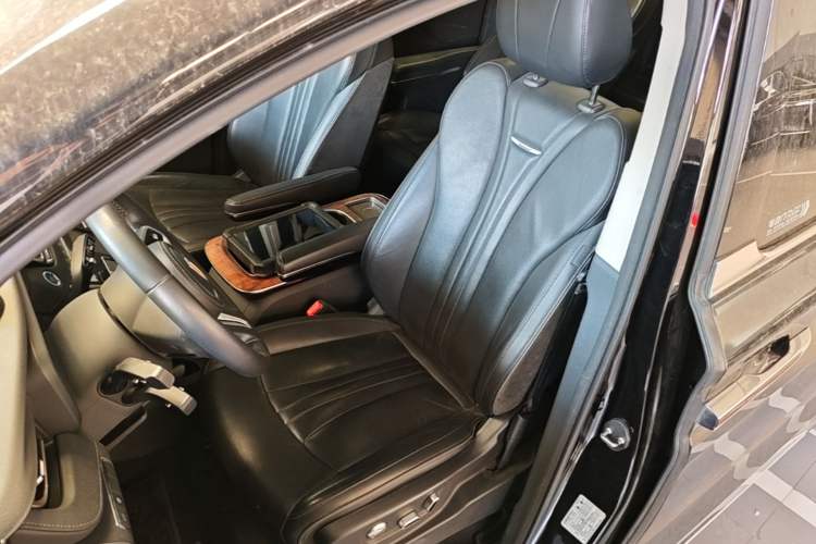 Used Hongqi HQ9 2023 2.0T Smart Connect Flagship Edition Left Front Seat