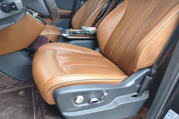 Used Hongqi HQ9 2023 2.0T Smart Connect Flagship Edition Left Front Seat
