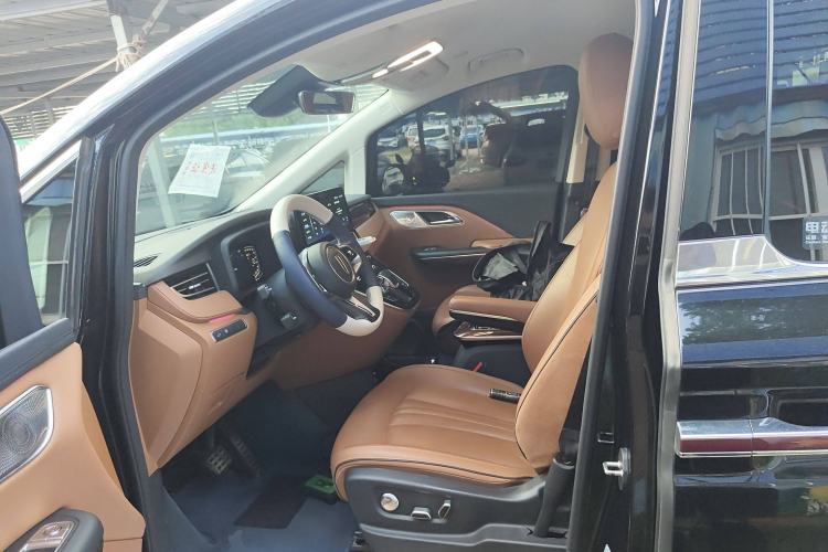 Used Hongqi HQ9 2023 2.0T Smart Connect Flagship Edition Left Front Seat