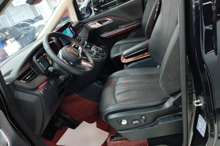 Used Hongqi HQ9 2023 2.0T Smart Connect Flagship Edition Left Front Seat