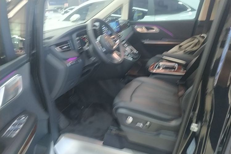 Used Hongqi HQ9 2023 2.0T Smart Connect Flagship Edition Left Front Seat