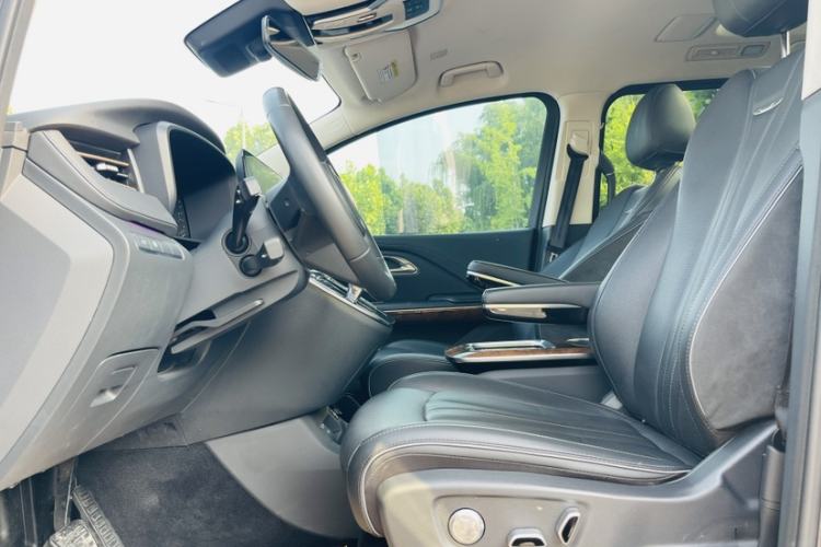 Used Hongqi HQ9 2023 2.0T Smart Connect Flagship Edition Left Front Seat