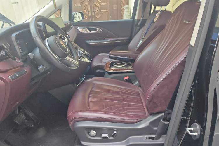 Used Hongqi HQ9 2023 2.0T Smart Connect Flagship Edition Left Front Seat