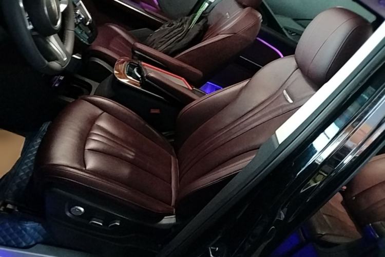 Used Hongqi HQ9 2023 2.0T Smart Connect Flagship Edition Left Front Seat