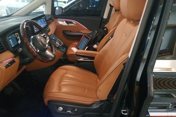 Used Hongqi HQ9 2023 2.0T Smart Connect Flagship Edition Left Front Seat