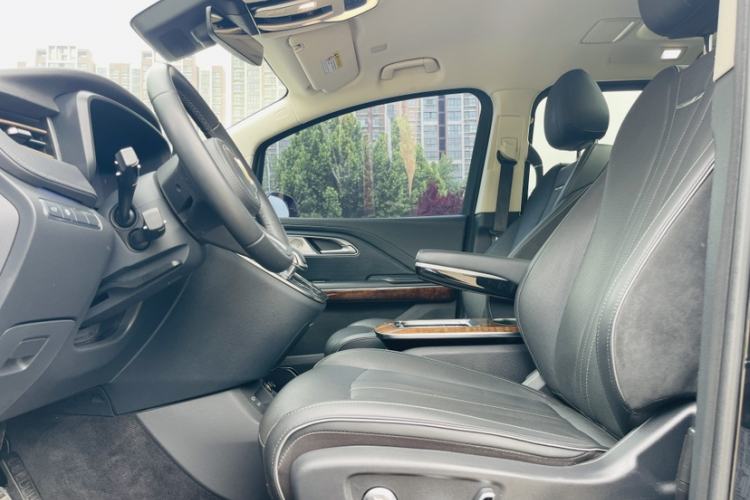 Used Hongqi HQ9 2023 2.0T Smart Connect Flagship Edition Left Front Seat