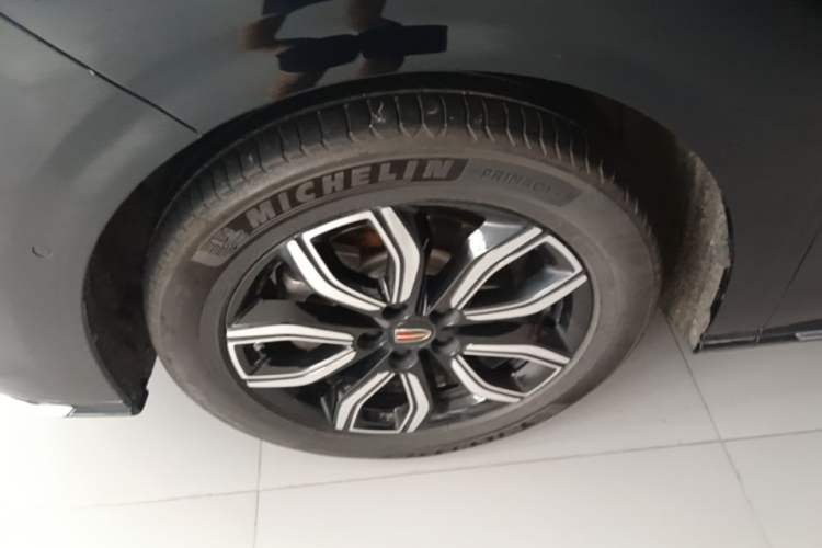 Used Hongqi HQ9 2023 2.0T Smart Connect Flagship Edition Left Front Wheel Hub