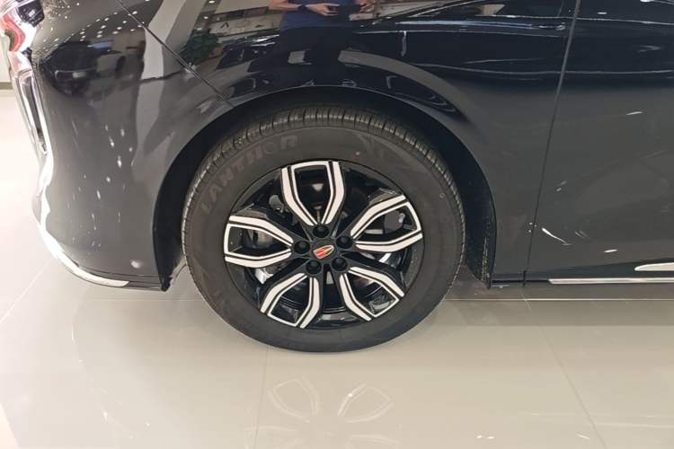 Used Hongqi HQ9 2023 2.0T Smart Connect Flagship Edition Left Front Wheel Hub