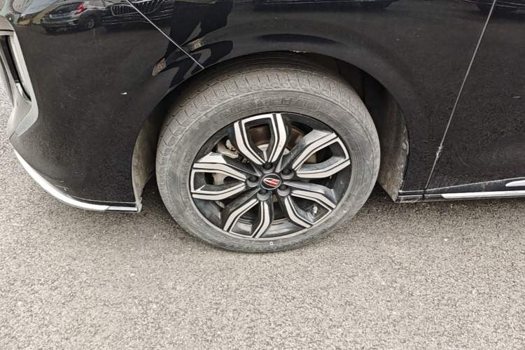 Used Hongqi HQ9 2023 2.0T Smart Connect Flagship Edition Left Front Wheel Hub