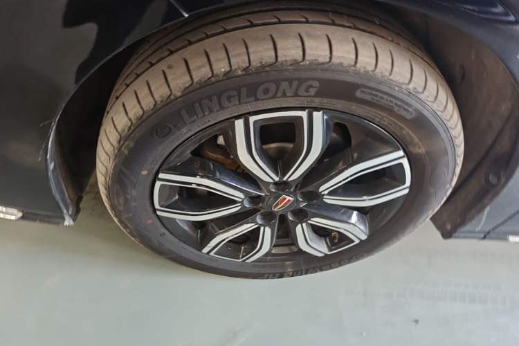 Used Hongqi HQ9 2023 2.0T Smart Connect Flagship Edition Left Front Wheel Hub