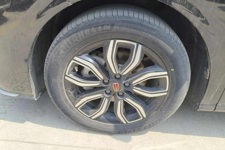 Used Hongqi HQ9 2023 2.0T Smart Connect Flagship Edition Left Front Wheel Hub