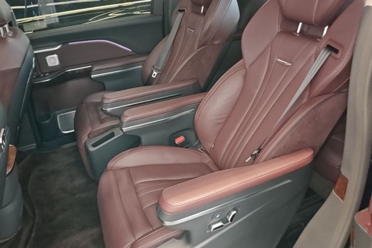 Used Hongqi HQ9 2023 2.0T Smart Connect Flagship Edition Left Rear Seat