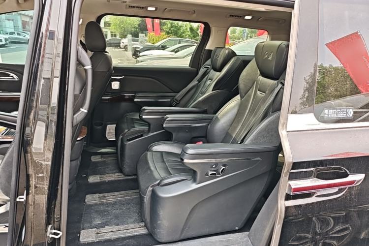 Used Hongqi HQ9 2023 2.0T Smart Connect Flagship Edition Left Rear Seat