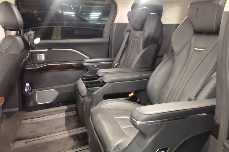 Used Hongqi HQ9 2023 2.0T Smart Connect Flagship Edition Left Rear Seat