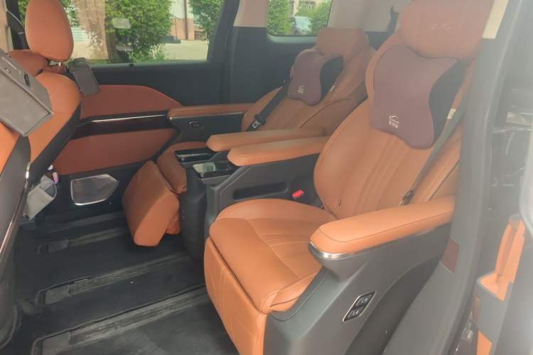 Used Hongqi HQ9 2023 2.0T Smart Connect Flagship Edition Left Rear Seat